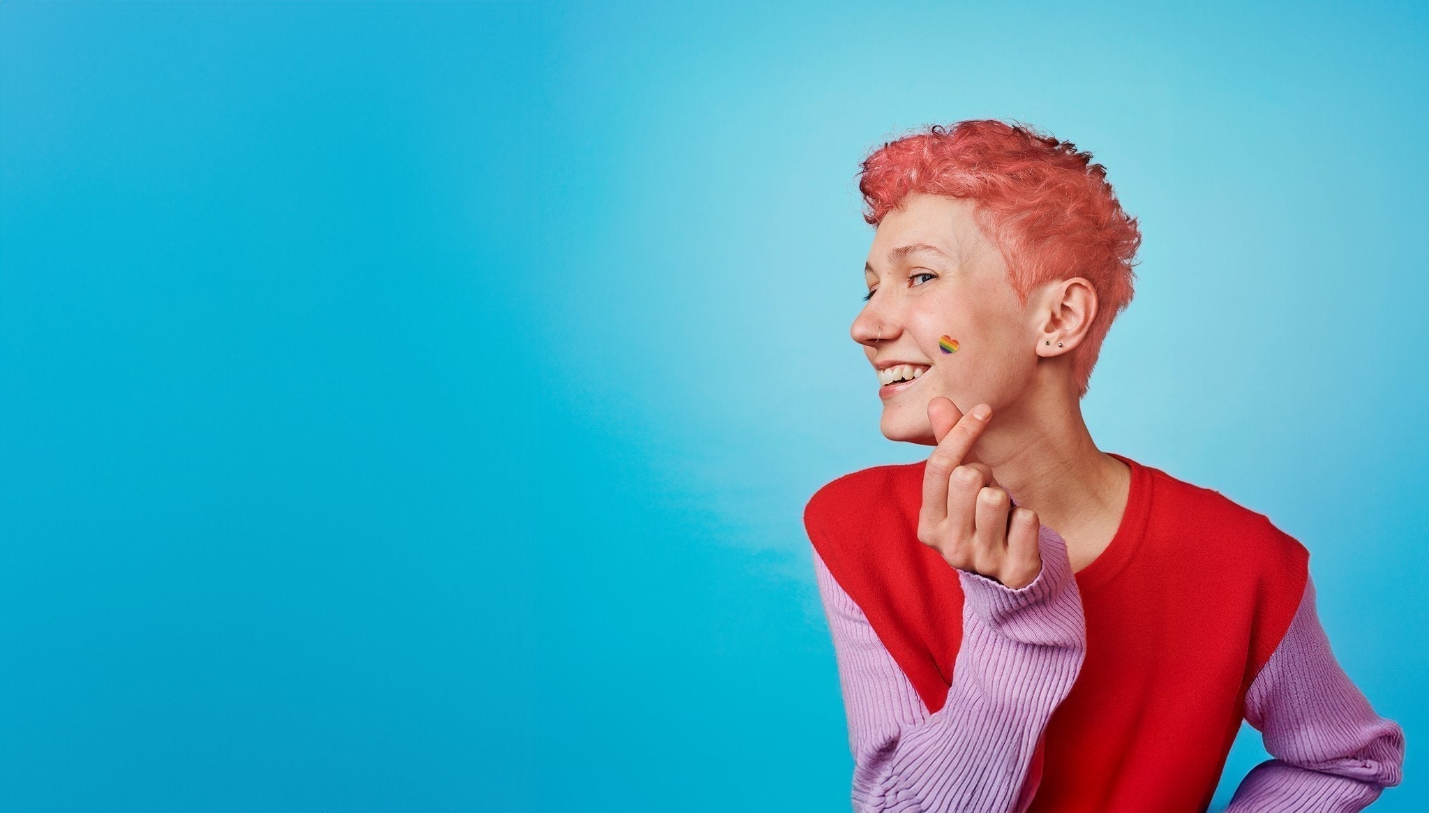 Nuevos Parches Granos PRIDE para tratar los granos con eficacia, color y actitud